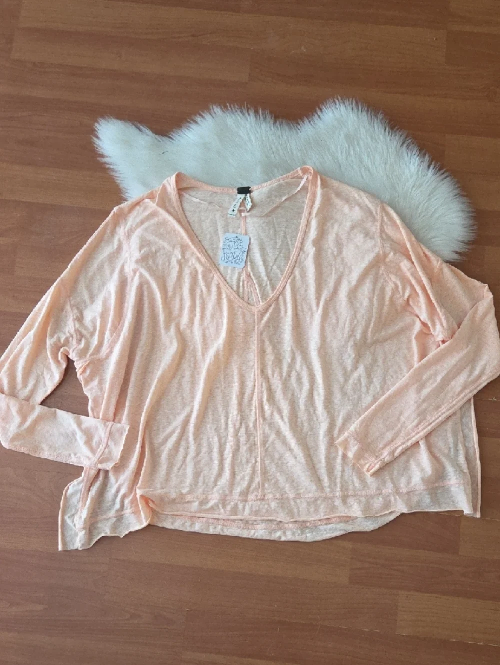 NWT Free People We The Free Light Peach V-Neck Long Sleeve Oversized Top Small